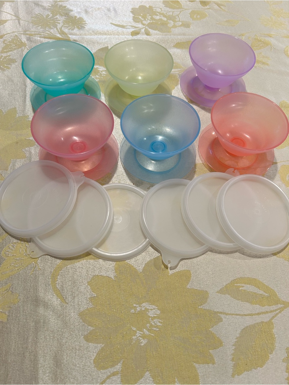 Vintage Tupperware Dessert Ice Cream Parfait Bowls with Lids